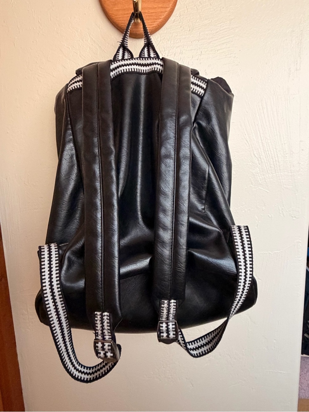 Universal thread backpack - Picture 4 of 4
